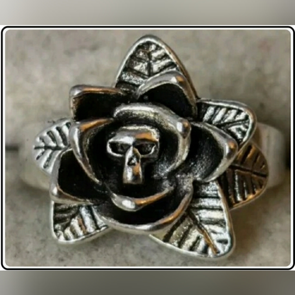Silver Skull Flower Ring Signet Biker Skull Demon Devil Flower